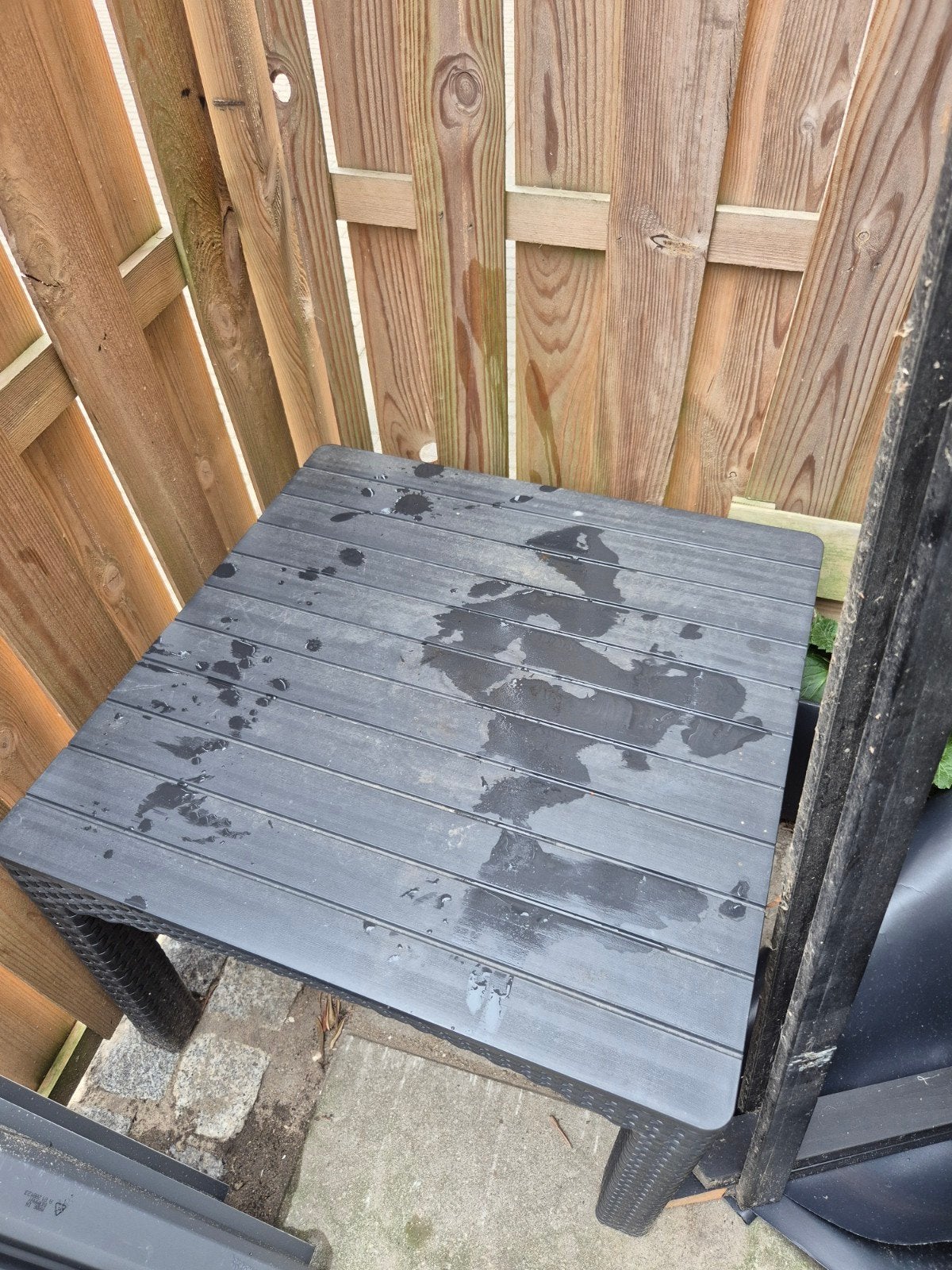 Gebruikte kunststof tuintafel - donkergrijs, Ophalen, Gebruikt, Vierkant, Kunststof