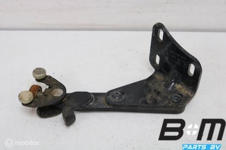 Rolgeleiding schuifdeur rechtsonder VW Caddy 2K 2K0843398A, Gebruikt