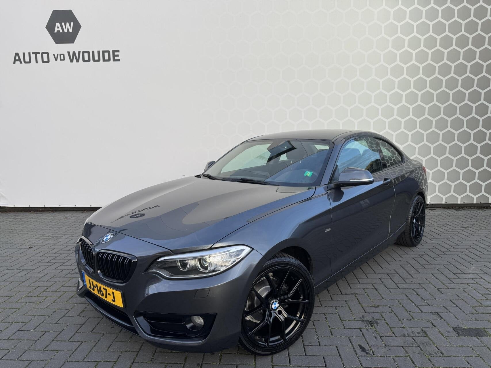 BMW 2-serie Coupé 218i M Sport Trekhaak Black pack! 18 inch, Auto's, Gebruikt, 4 stoelen, Origineel Nederlands, Handgeschakeld