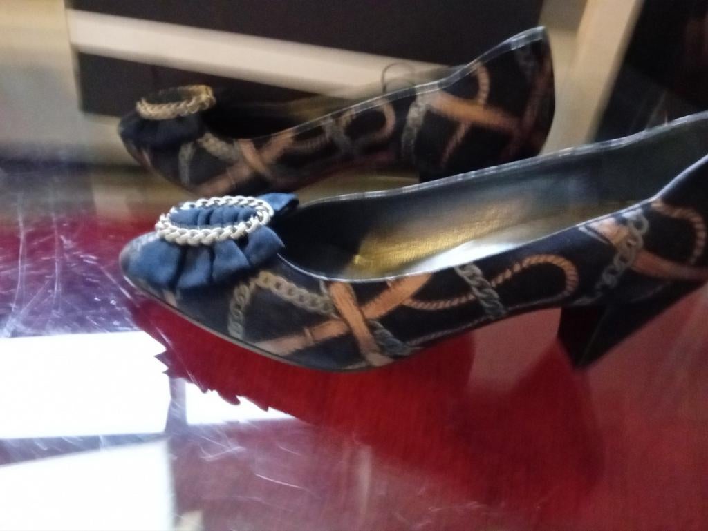 Nieuwe Colette pumps maat 38 - Made in Italy, Kleding | Dames, Schoenen, Pumps, Zwart, Nieuw, Ophalen of Verzenden
