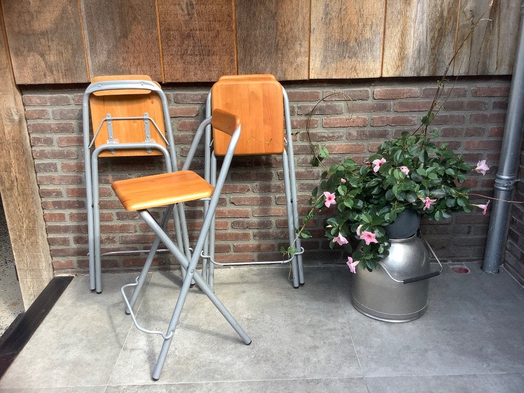 3x Opvouwbare barkruk met rugleuning en voetsteun, 64cm hoog, Ophalen, Gebruikt, Met voetsteun, 60 tot 90 cm