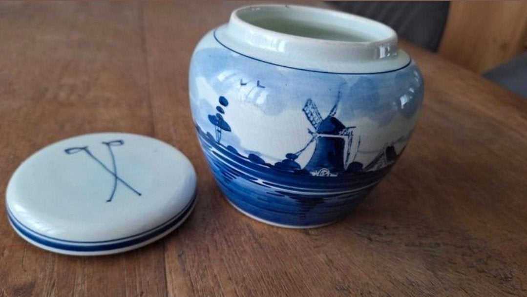 Charmante Delfts blauwe pot met deksel. Handgeschilderd, Ophalen of Verzenden