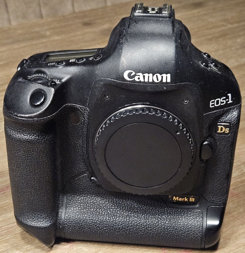 Canon EOS 1Ds Mark III professionele camera body full frame, Audio, Tv en Foto, Fotocamera's Digitaal, Ophalen, Gebruikt, Accu