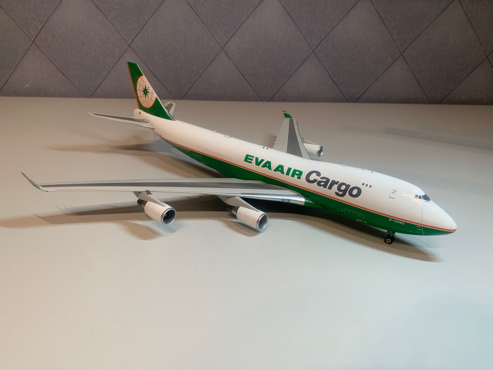 Inflight200 Boeing 747-400F Eva Air Cargo 1:200, Ophalen of Verzenden, Zo goed als nieuw, Schaalmodel