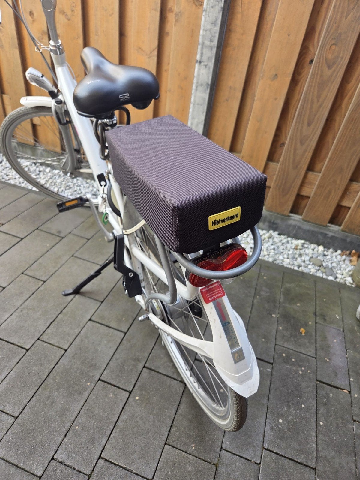 Extra dik bagagedrager kussen zwart + univ. voetensteunen, Fietsen en Brommers, Ophalen of Verzenden, Zo goed als nieuw, Nietverkeerd