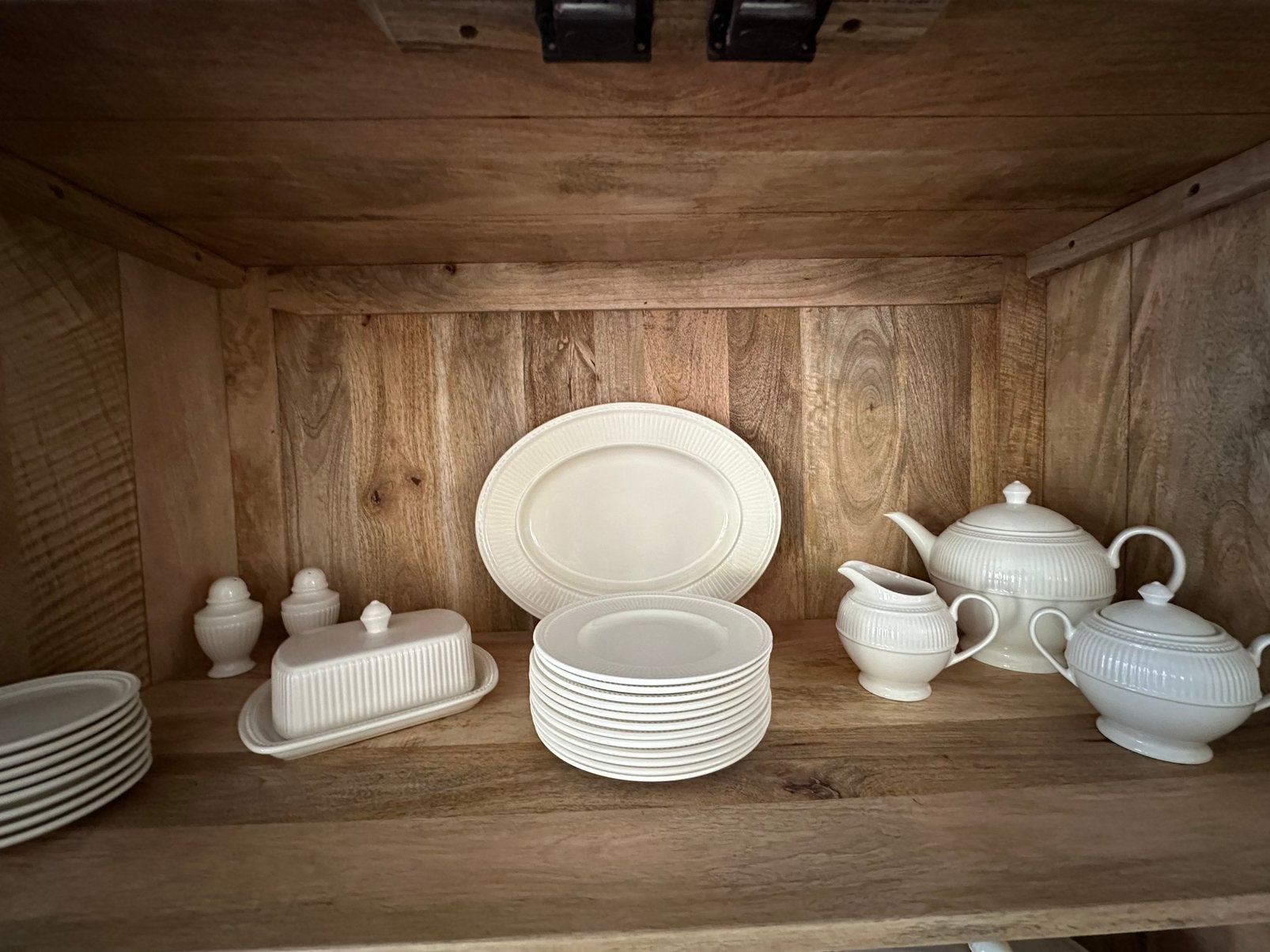 Wedgewood Windsor servies 110 delig, Ophalen, Zo goed als nieuw, Porselein, Overige stijlen