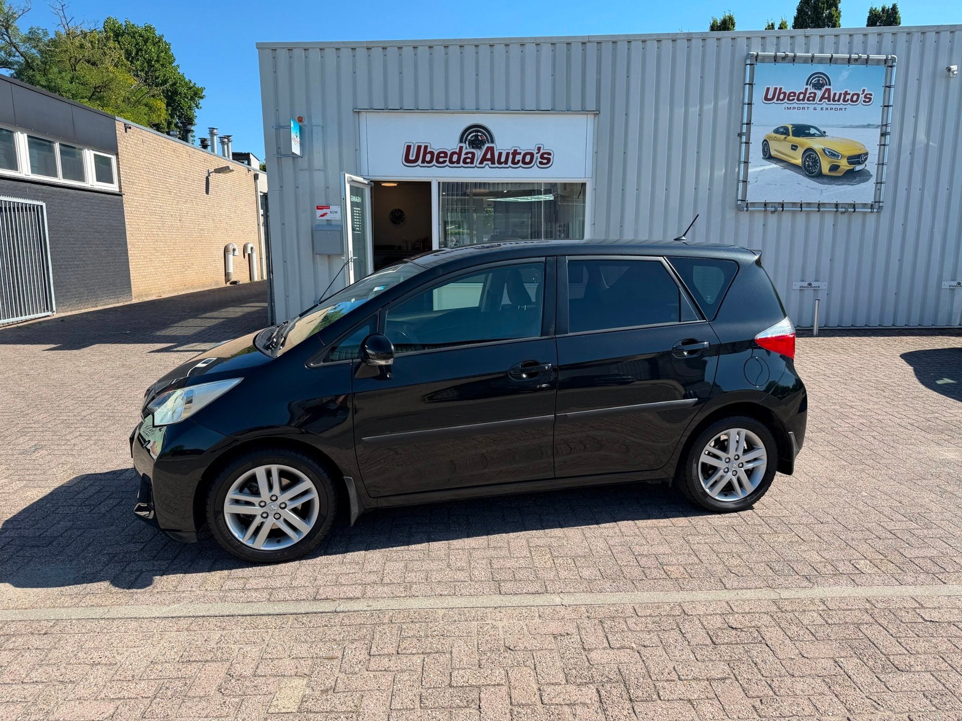 Toyota Verso-S 1.3 VVT-i Dynamic-AUTOMAAT-NL AUTO KM 168263, Euro 5, Gebruikt, 4 cilinders, Bedrijf