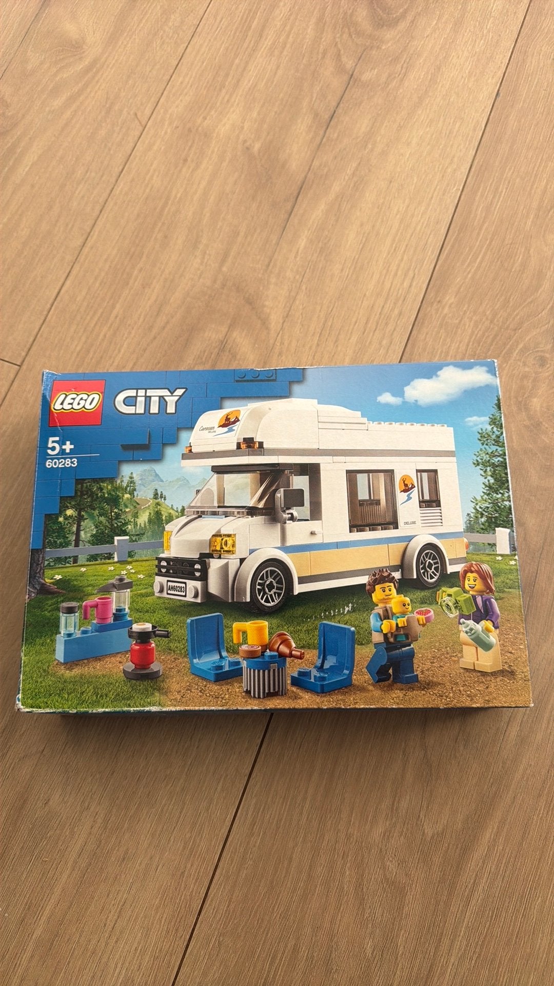 LEGO City Campervan (60283) - Complete set, Ophalen of Verzenden, Zo goed als nieuw