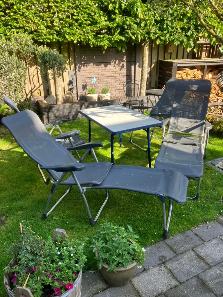 4 crespo stoelen, 2 beenlegger degelijke sieger tafel, Caravans en Kamperen, Kampeermeubelen, Ophalen, Campingstoel