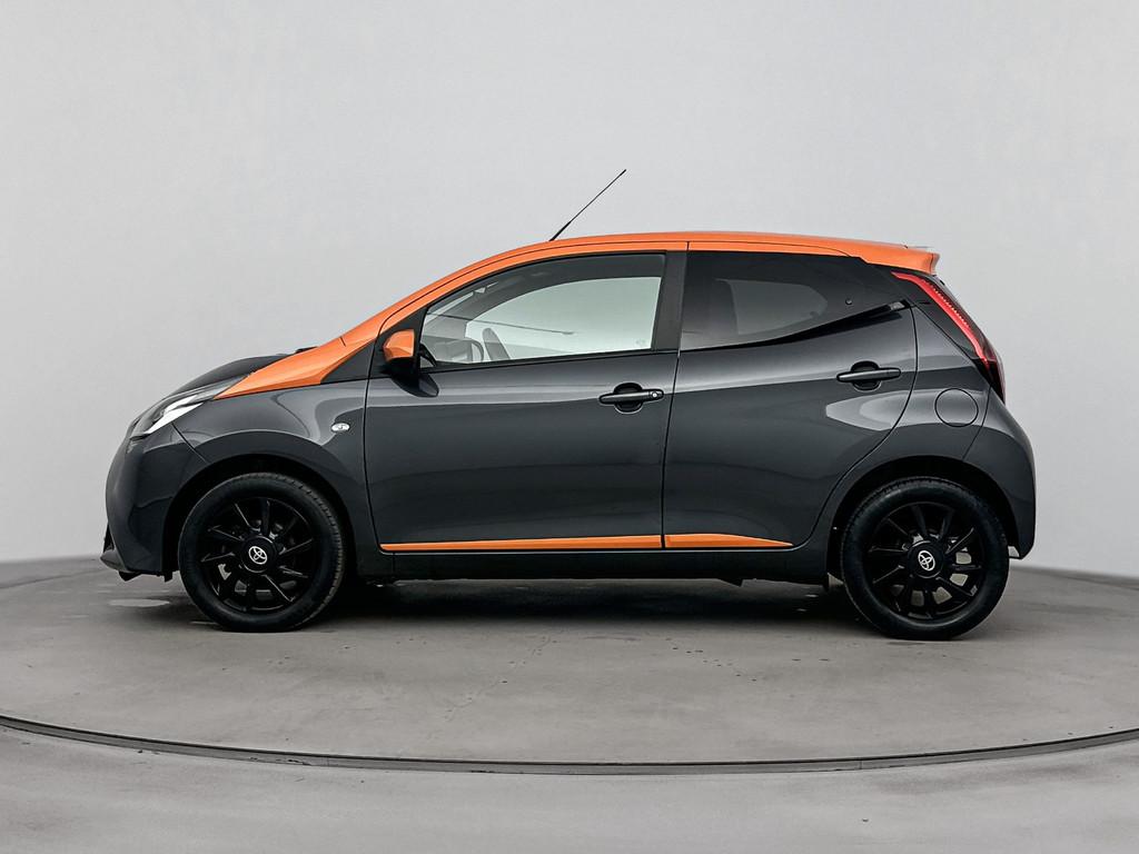 Toyota Aygo 1.0 VVT-i x-JBL | JBL Premium Audio | Climate Co, Voorwielaandrijving, 12 maanden, Stof, Gebruikt