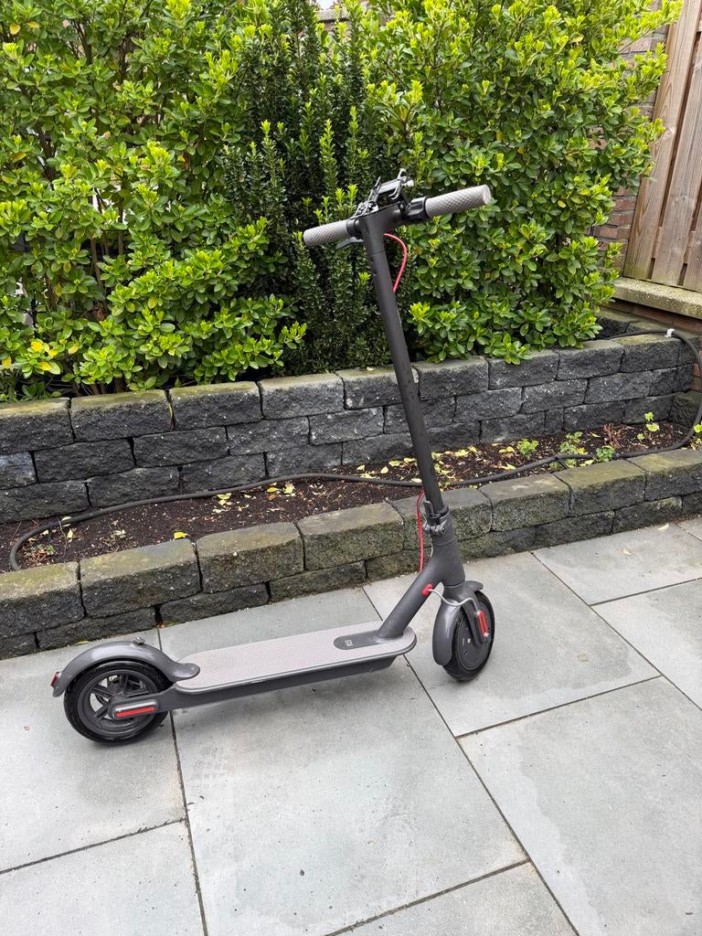 Elektrische step Xiaomi Mi Essential, Fietsen en Brommers, Steps, Gebruikt, Elektrische step (E-scooter), Ophalen