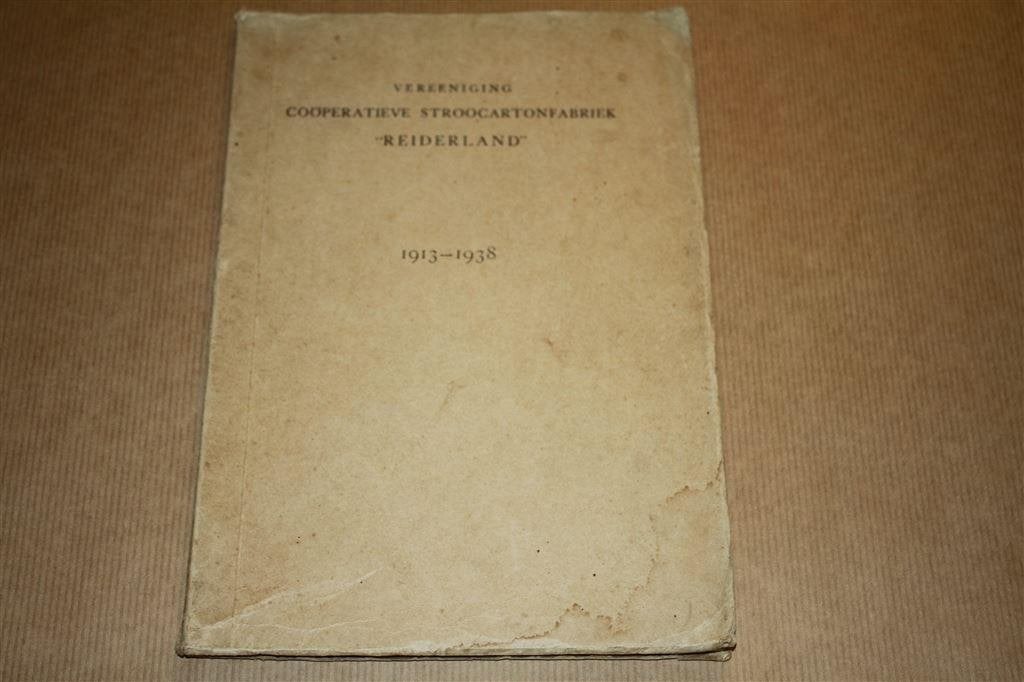 Gedenkboek Coöp Stroocartonfabriek Reiderland 1913-1938 !!, Boeken, Ophalen of Verzenden, Gelezen