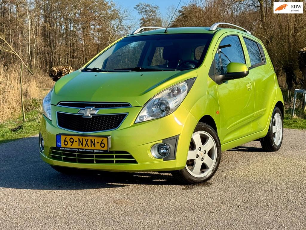Chevrolet Spark 1.0 16V LE Streetwise slechts 73.312 km 15", Auto's, Chevrolet, Voorwielaandrijving, Stof, Gebruikt, Zwart