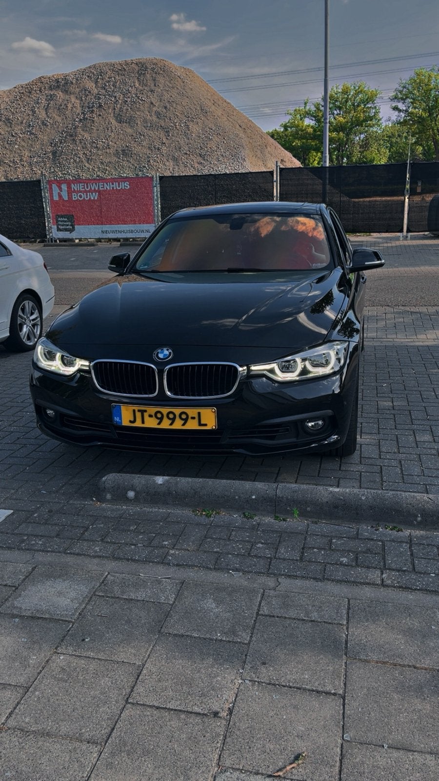 BMW 318i| Automaat | LED verlichting | Open dak| Winterset, Auto's, Automaat, Zwart, Origineel Nederlands, 75 €/maand