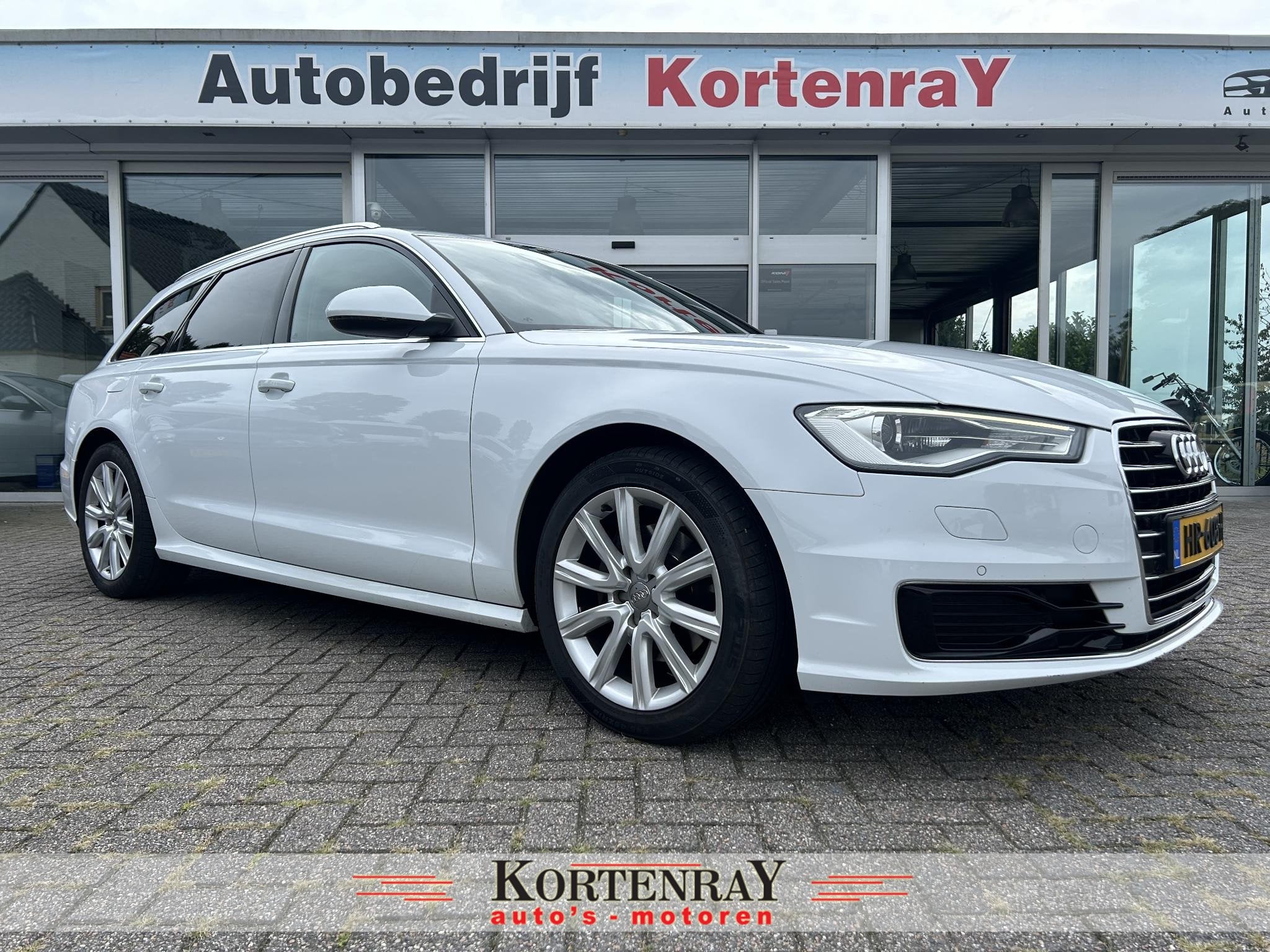 Audi A6 Avant 1.8 TFSI ultra Automatic Business Edition gara, Auto's, Audi, Stof, Wit, Origineel Nederlands, Automatische klimaatregeling