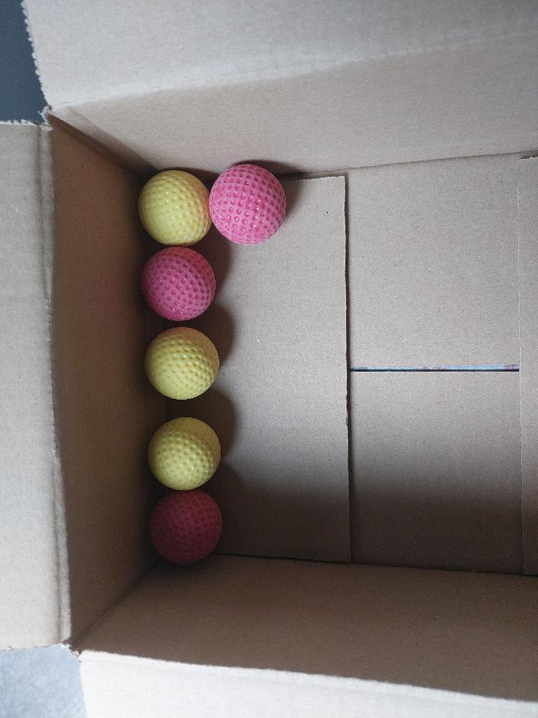 6 nieuwe midgetgolfballen, Ophalen of Verzenden, Nieuw