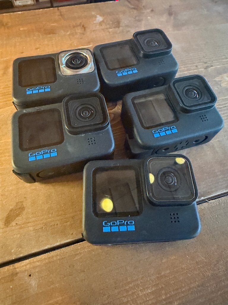gopro 10 met defecten 24 stuks voor 750, Audio, Tv en Foto, Actiecamera's, Niet werkend, GoPro, Ophalen of Verzenden