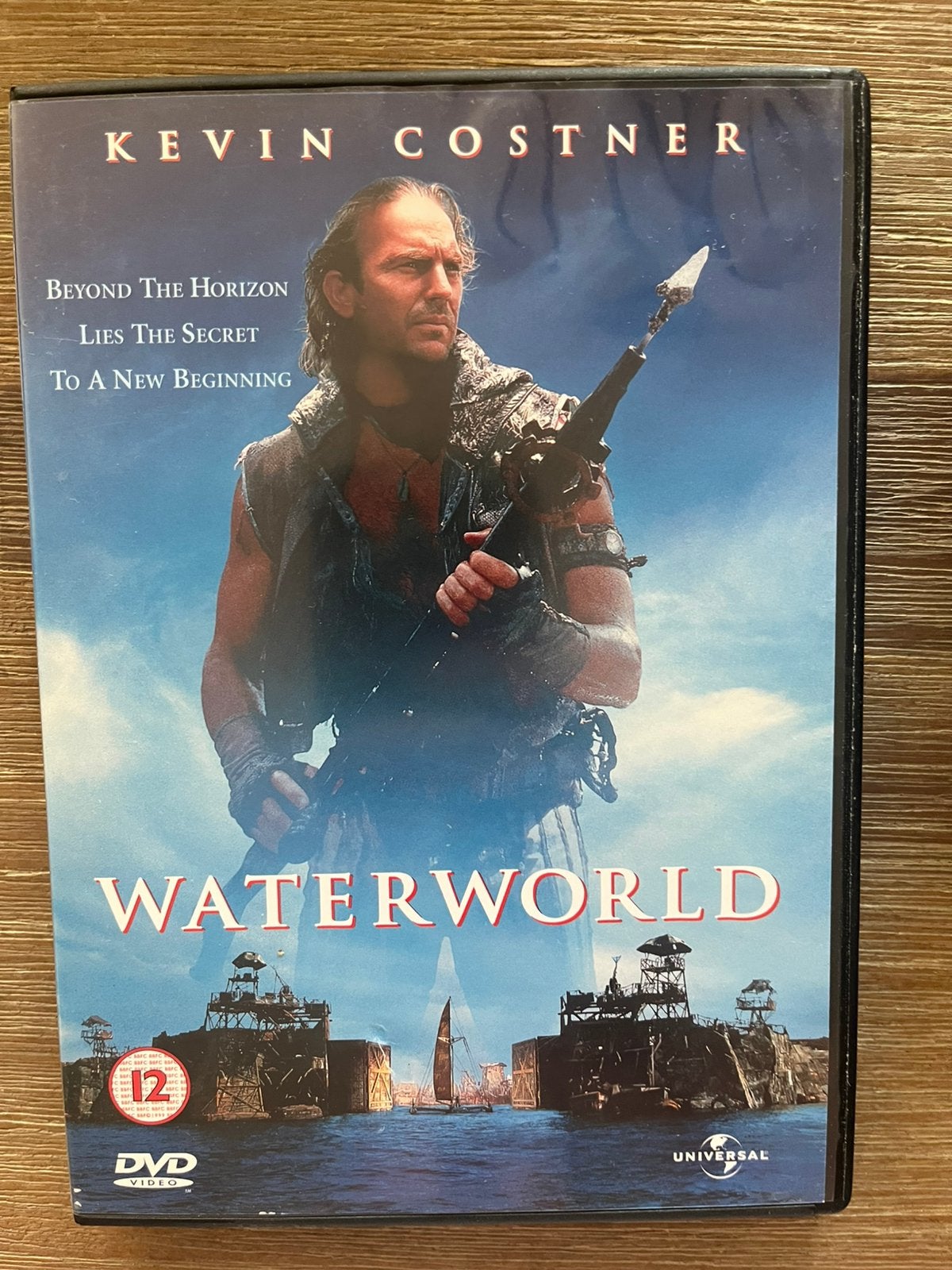Waterworld, Vanaf 12 jaar, Ophalen of Verzenden, Zo goed als nieuw