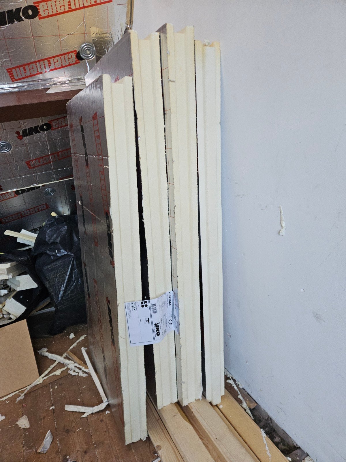 IKO PIR 600x1200x80mm 4 stuks, Doe-het-zelf en Verbouw, Ophalen, Nieuw, 4 tot 8 cm, Minder dan 5 m²