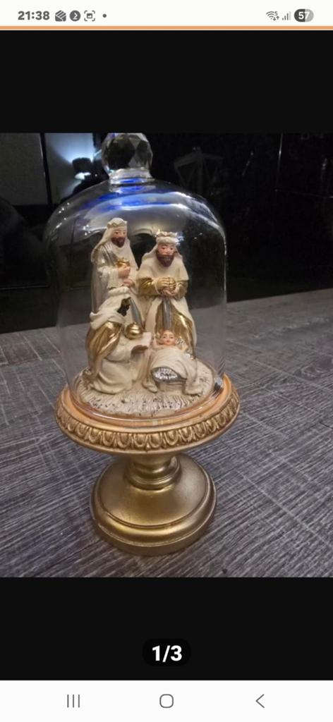 Mooie stal onder een glazen stolp., Ophalen of Verzenden, Nieuw, Dier