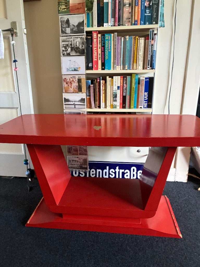 Vintage tafel die veel gewicht kan dragen., Huis en Inrichting, Tafels | Salontafels, Ophalen, 50 – 75, Minder dan 50 cm, Gebruikt