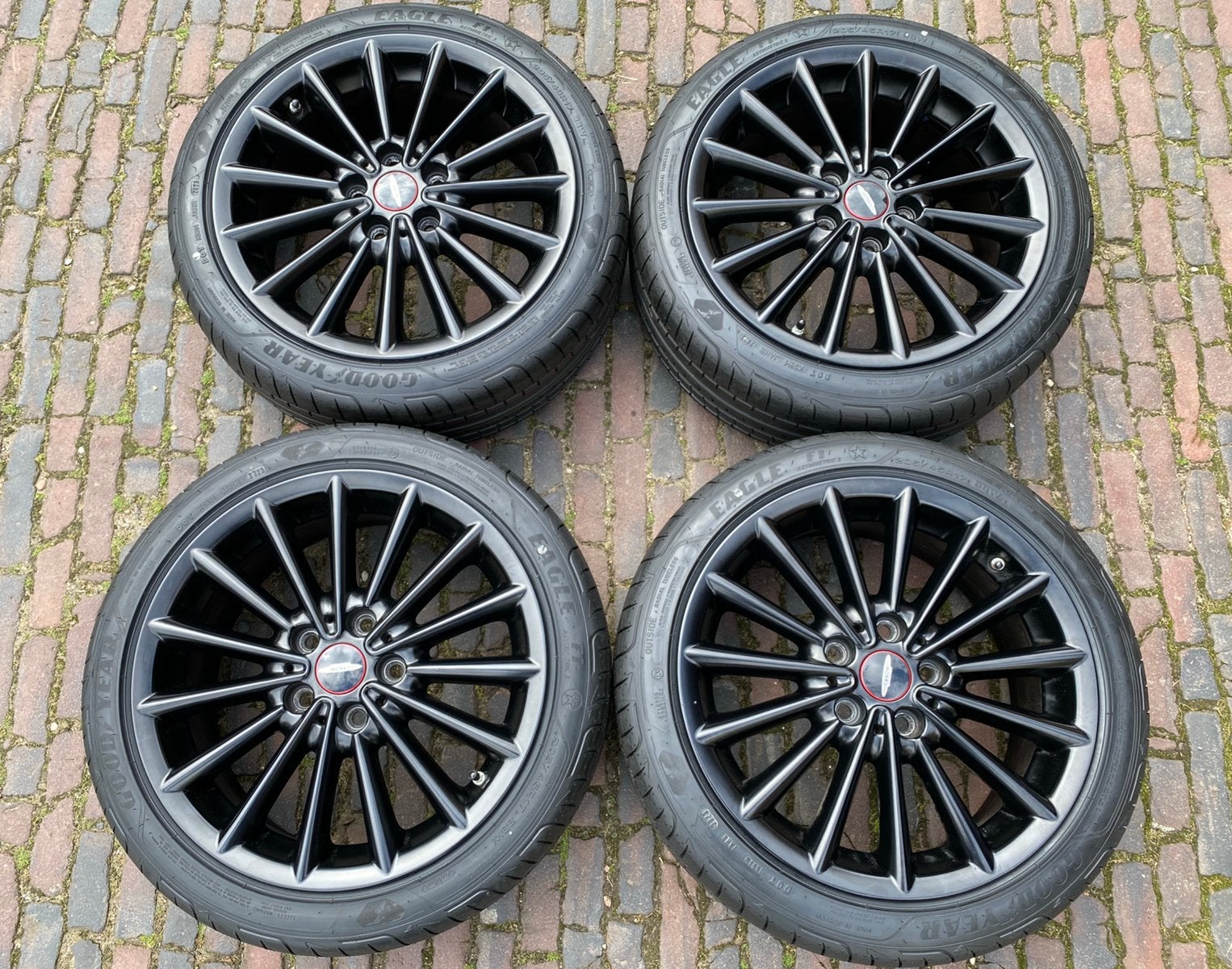 ALS NIEUWE 17” Mini F55 JCW 505 velgen + NIEUWE Goodyear, Auto-onderdelen, Banden en Velgen, Banden en Velgen, Nieuw, 17 inch