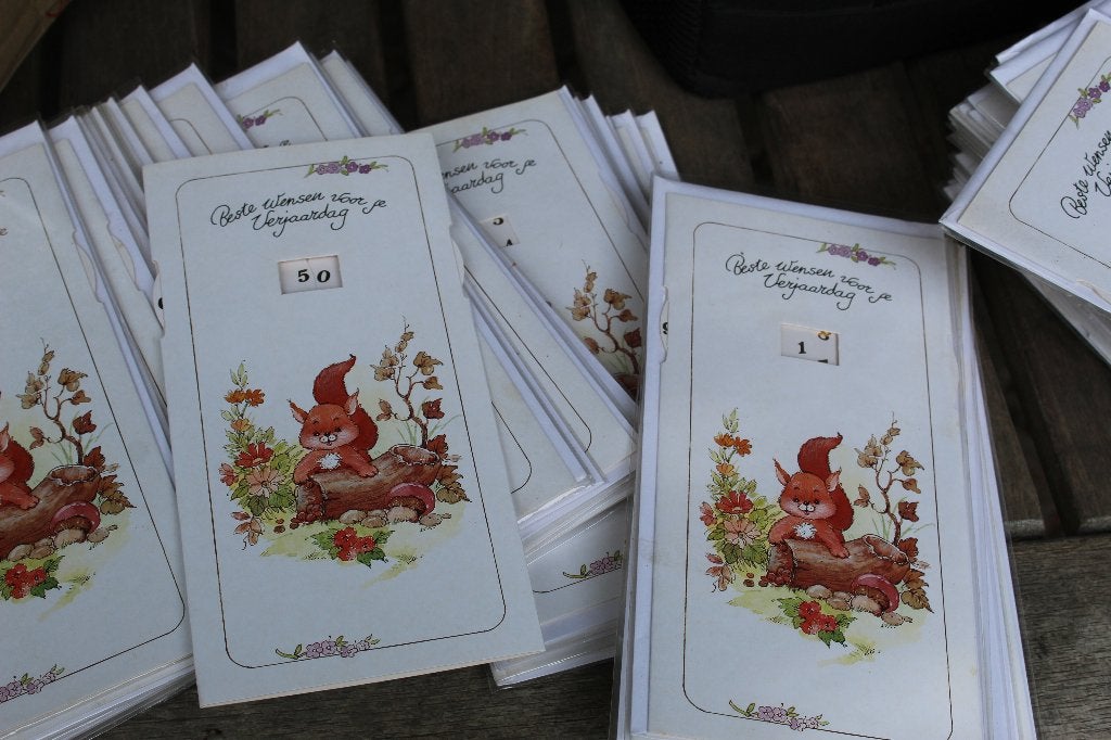 200 stuks wenskaarten - Verjaardagskaarten met envelop, Diversen, Wenskaarten, Ophalen of Verzenden, Nieuw