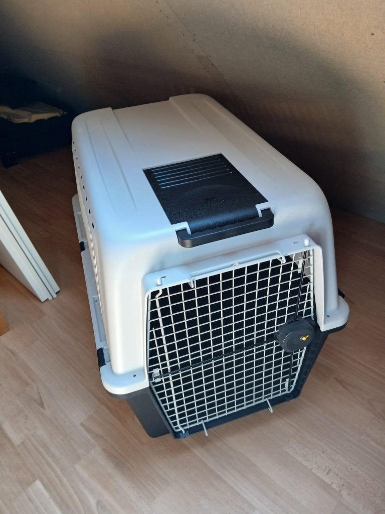Ferplast bench hond, Dieren en Toebehoren, Ophalen, Zo goed als nieuw