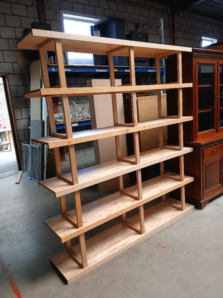 (0670) Houten boekenkast in naturel kleur. 186x38x200 cm, Ophalen, Met plank(en), 200 cm of meer, .
