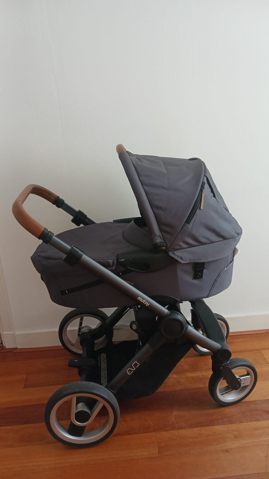 Mutsy Evo Stroller in perfect condition, Ophalen, Zo goed als nieuw, Mutsy