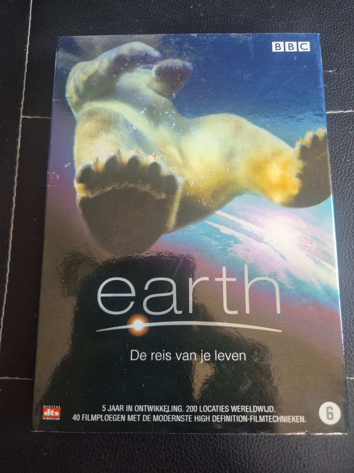 Earth, Alle leeftijden, Ophalen of Verzenden, Zo goed als nieuw, Natuur