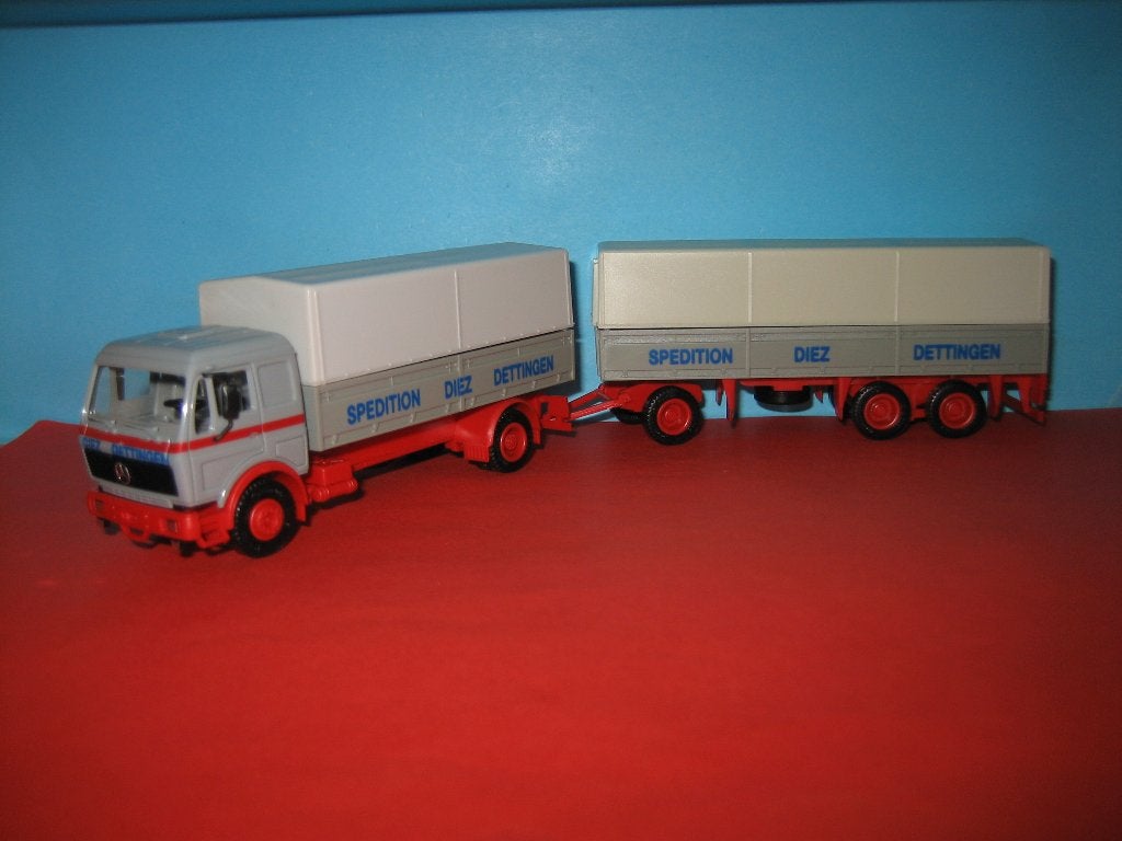 Diez  MERCEDES combi  Herpa, Ophalen of Verzenden, Zo goed als nieuw, Bus of Vrachtwagen, Herpa