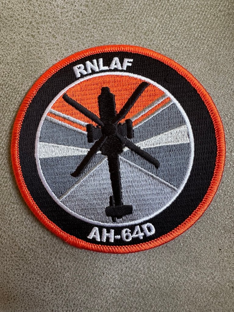 RNLAF AH-64D patch, Ophalen of Verzenden, Gebruikt, Patch, Badge of Embleem
