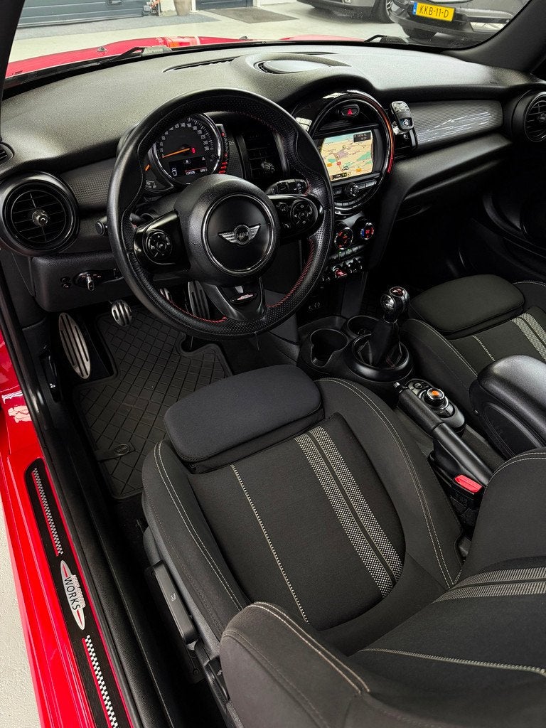 Mini 3-Deurs 1.5 John Cooper Works Pakket Bluetooth LED, Auto's, Mini, Voorwielaandrijving, Gebruikt, 4 stoelen, 49 €/maand