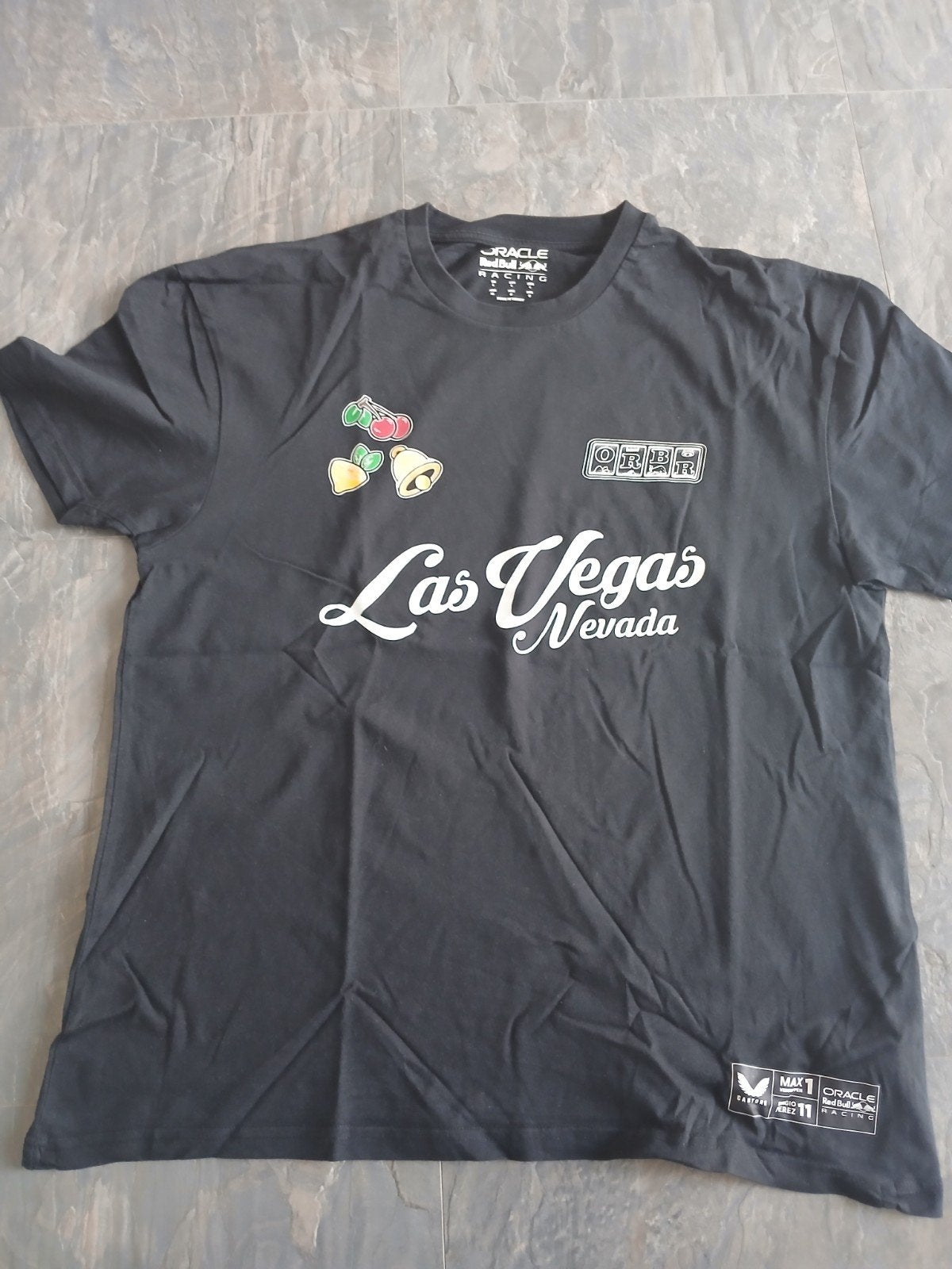 Te koop Red Bull Racing T shirt Max Verstappen, Maat 52/54 (L), Zwart, Ophalen of Verzenden, Zo goed als nieuw