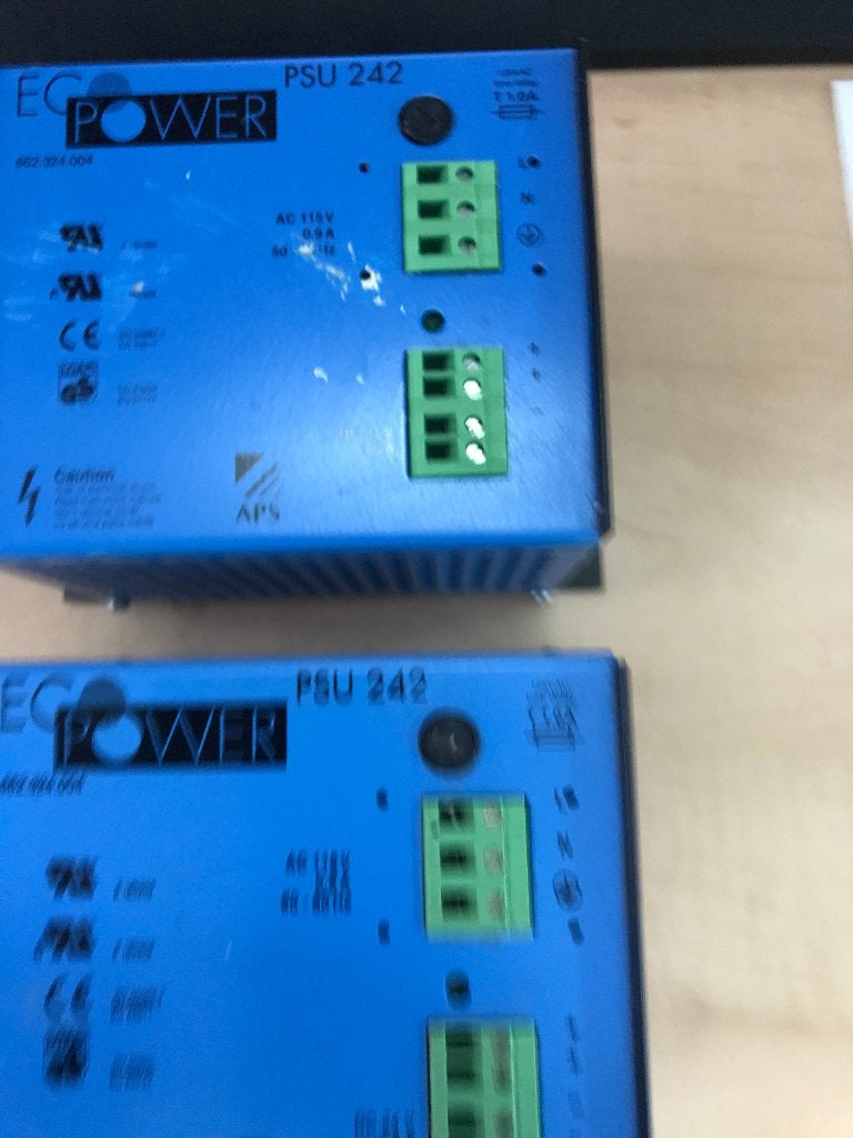 voeding 24V 2,5A       2 stuks voor 19 euro samen, Verzenden, Zo goed als nieuw