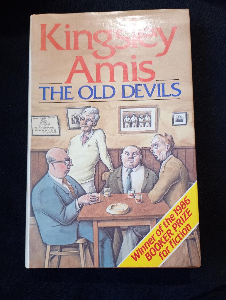 Kingsley Amis, The Old Devils, Ophalen of Verzenden, Gelezen