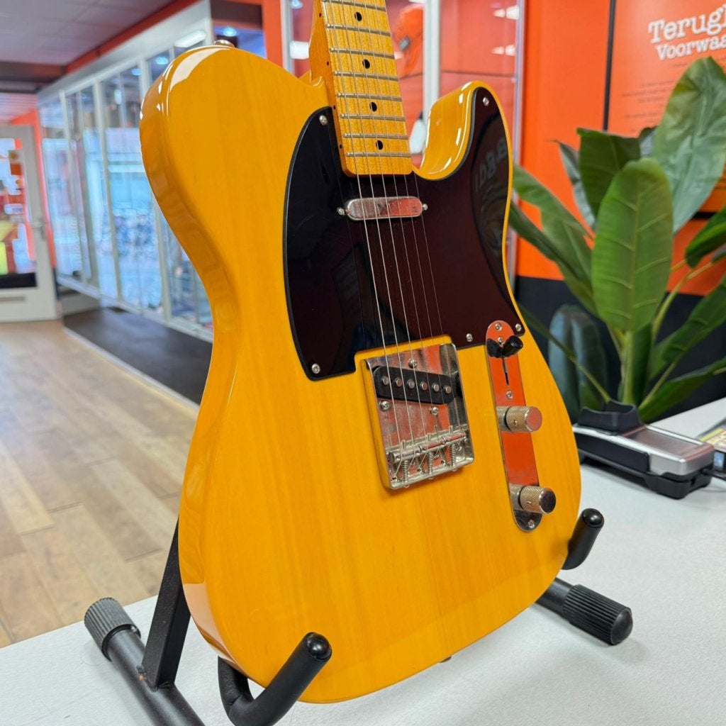 Squier By Fender Clasic Vibe 50s TELE MN BTB Gitaar, Fender, Gebruikt, Support@fender.com, 17600 Catalina Street
Los Angeles, CA 90746
USA
