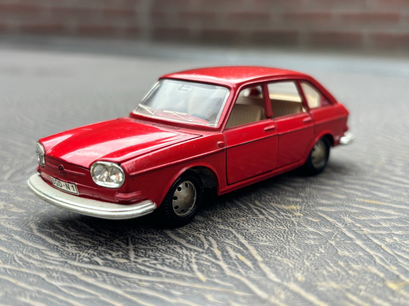 Märklin VW 411 - Rood modelauto, Overige merken, Auto, M, Ophalen of Verzenden