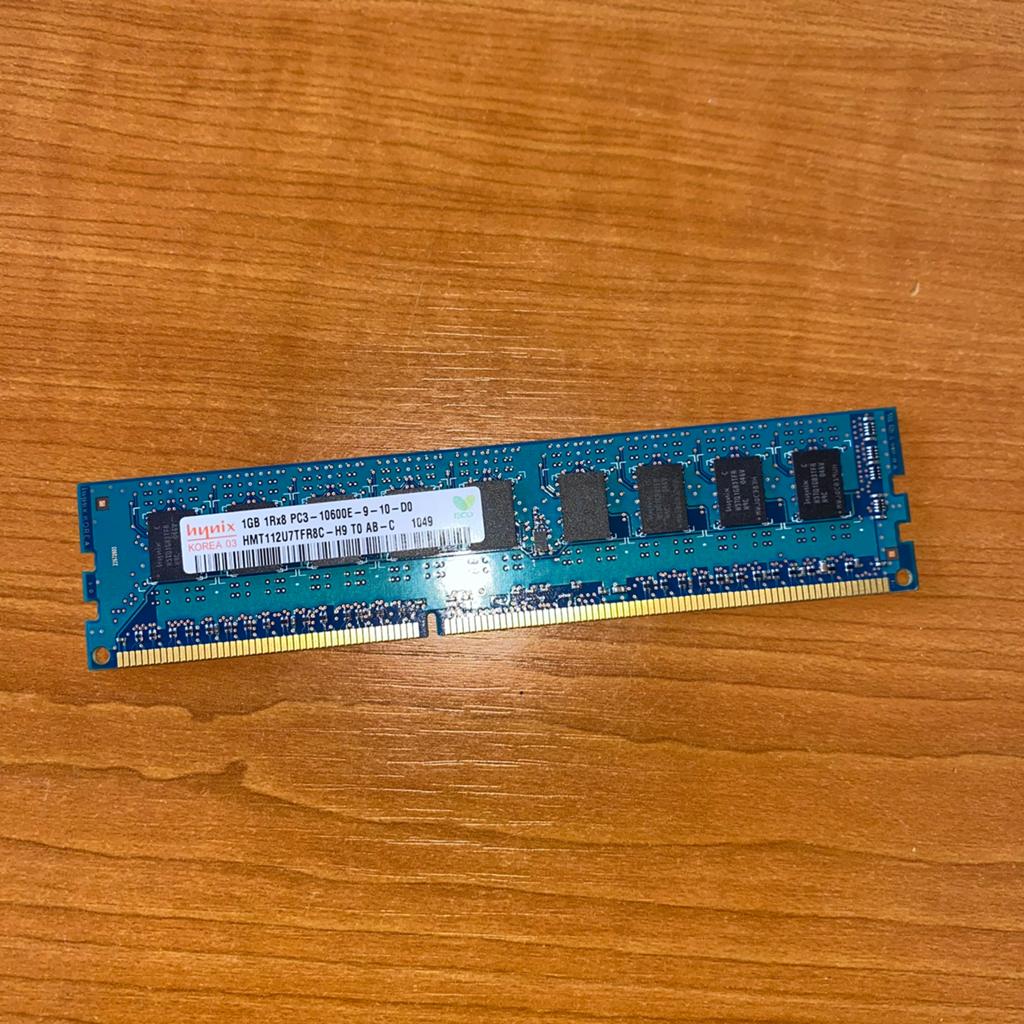 Hynix 1GB 1Rx8 PC3 10600E DDR3 ( 1x 1GB ), 1333 MHz, Server, DDR3, Ophalen of Verzenden