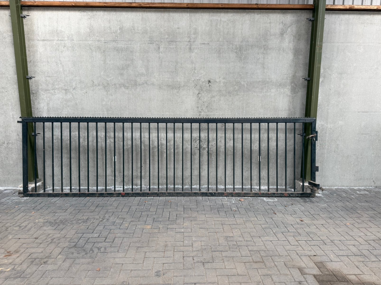 Poort 10 meter, Ophalen of Verzenden, Gebruikt, IJzer, Spijlenhekwerk
