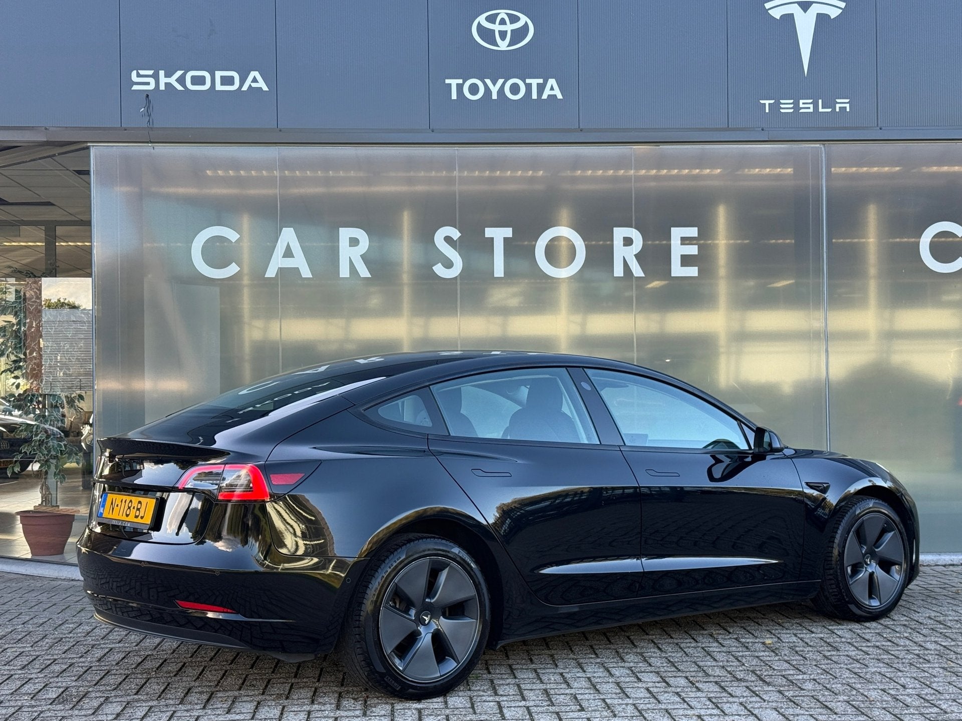 Tesla Model 3 Standard RWD Plus 60 kWh LFP 93% SOH AUTOPILOT, Auto's, Automaat, 238 pk, Achterwielaandrijving, Gebruikt