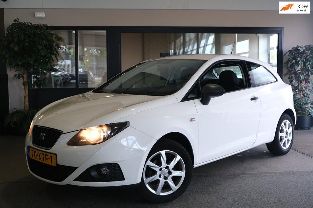 Seat Ibiza SC 1.4 Style Airco centrale vergrendeling, Voorwielaandrijving, Traction-control, Zwart, 4 cilinders