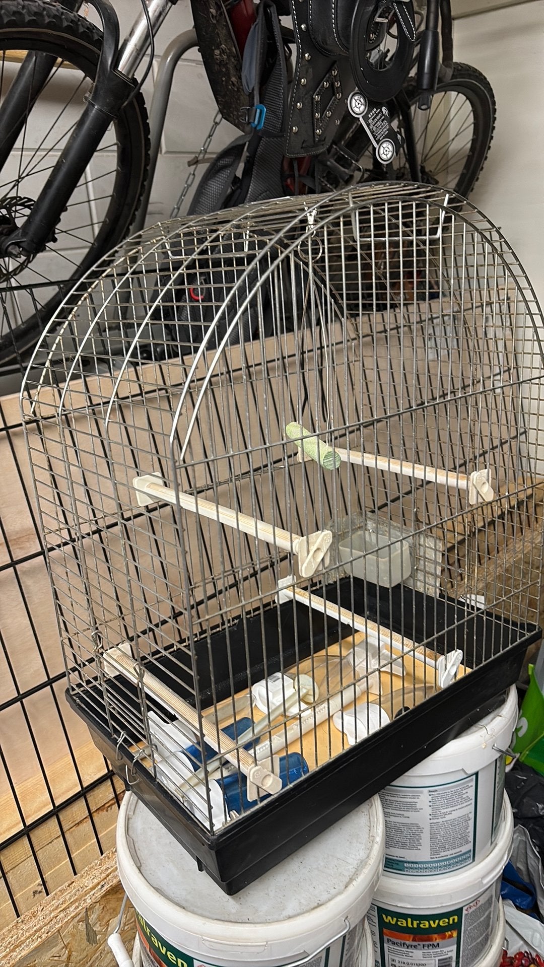 Vogelkooi, Dieren en Toebehoren, Vogels | Hokken en Kooien, Ophalen, Zo goed als nieuw, Aluminium, Vogelkooi