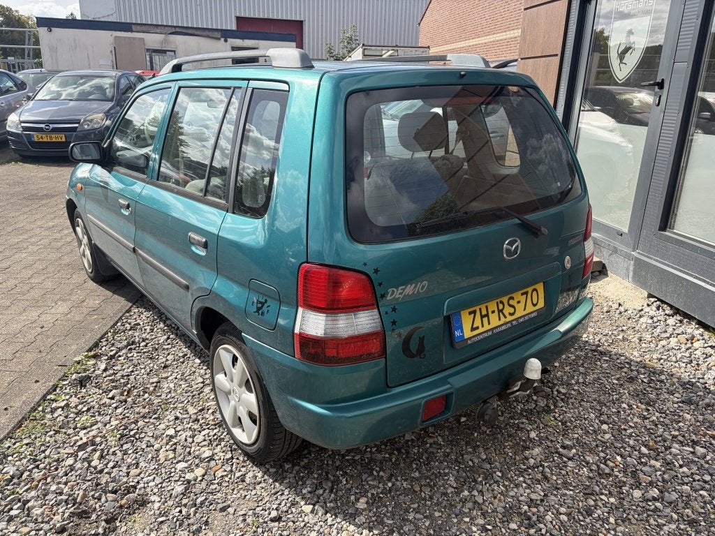Mazda Demio 1.3 GLX (bj 1999), foto 4