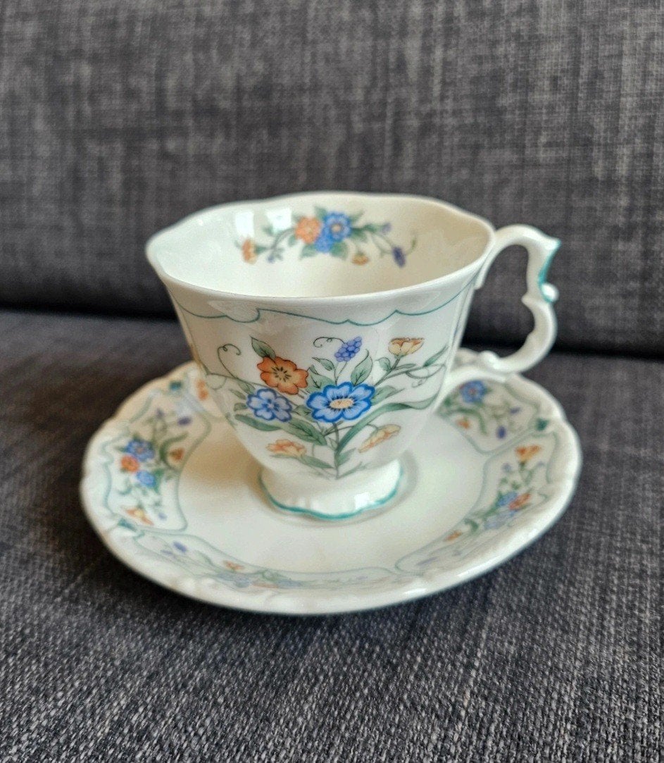 Royal Albert Hamlyn Theekop en Schotel - Bone China 1991, Ophalen of Verzenden