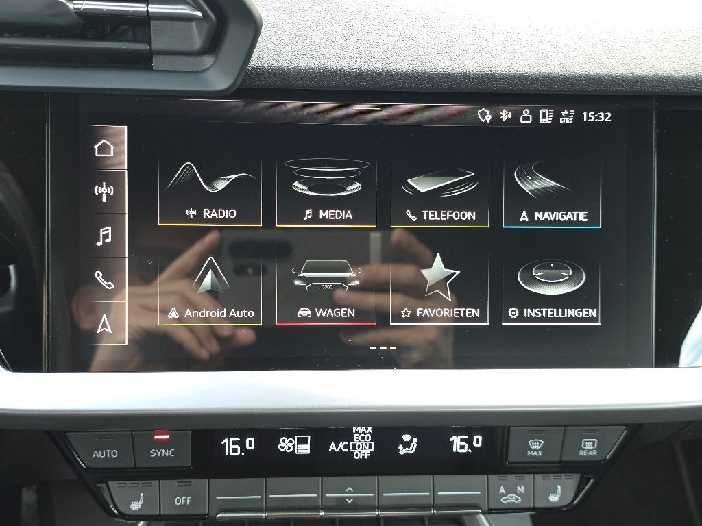 Foto 22 van Audi A3 35 Tfsi 150pk Mhev S-tronic 2023 Grijs