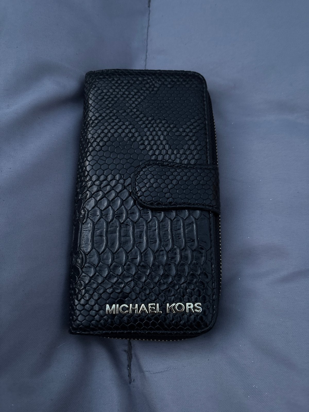 Michael Kors Zwarte Portemonnee met Slangenprint, Ophalen of Verzenden, Zo goed als nieuw, Zwart, Overige merken