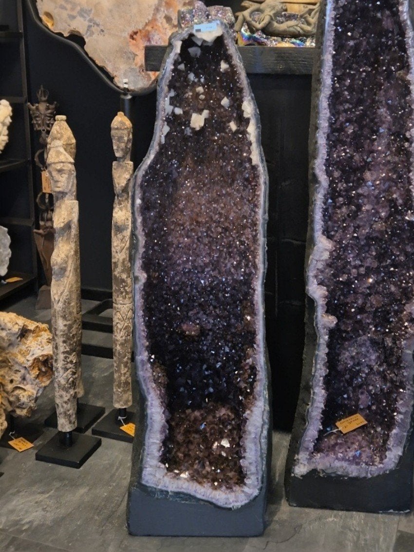 Amethist geode met goethiet xxl 88 kilo, Ophalen of Verzenden