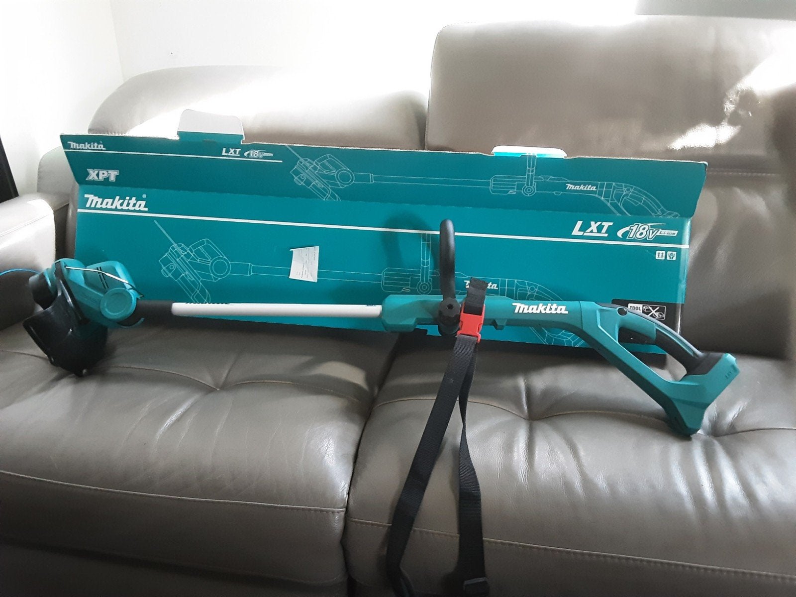 Nieuwe makita kantenmaaier, Tuin en Terras, Ophalen of Verzenden, Nieuw